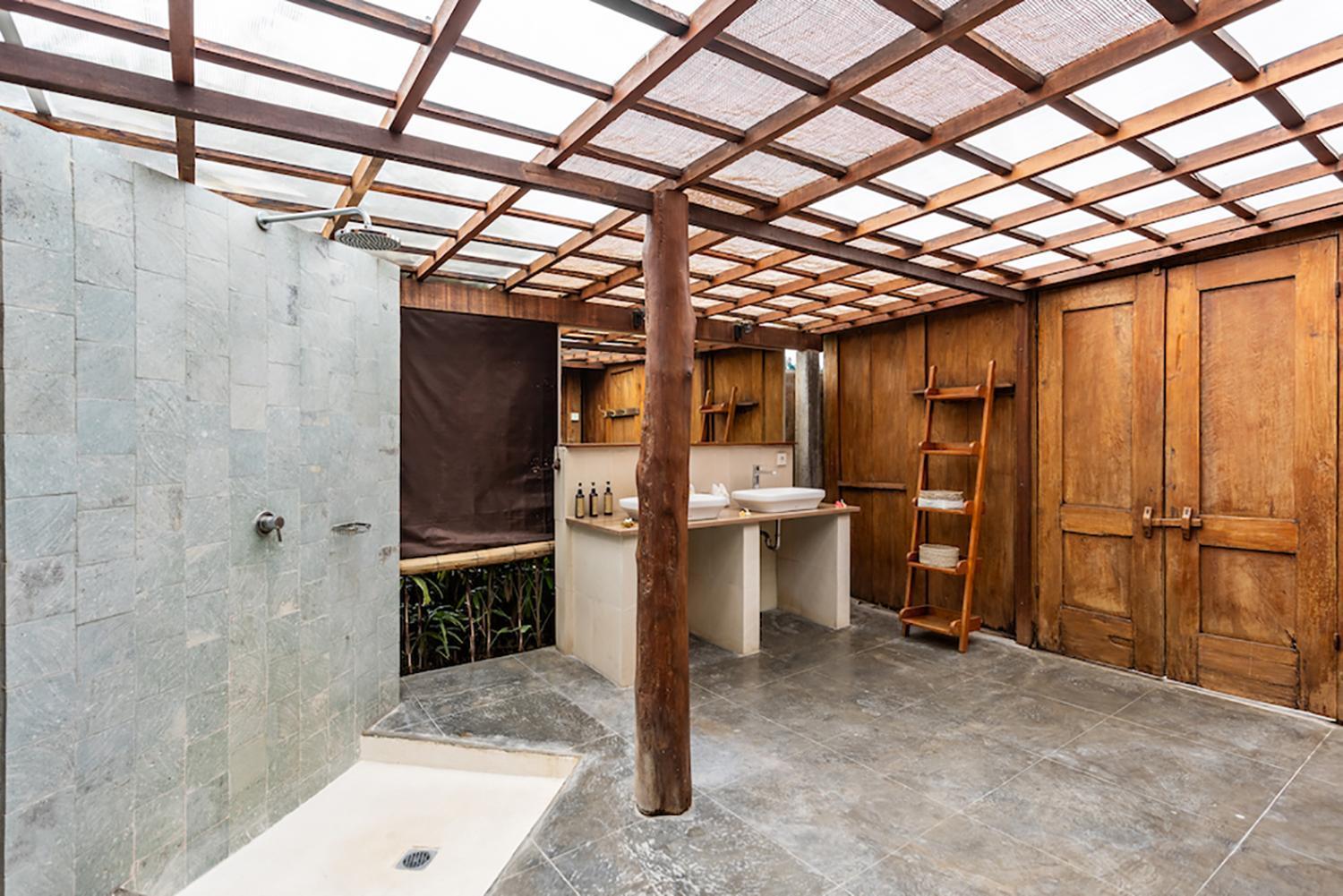 Villa Lina By Optimum Bali Villas Canggu Exterior foto